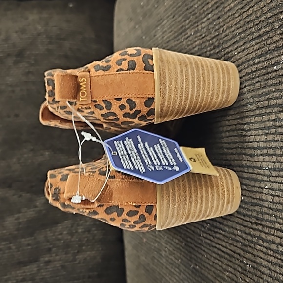 Toms Leopard Print open Wedge size 7.5 - Picture 4 of 4